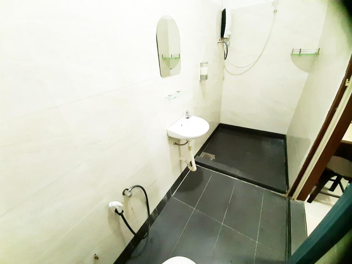 Mn Ferringhi Inn Batu Feringgi Dış mekan fotoğraf